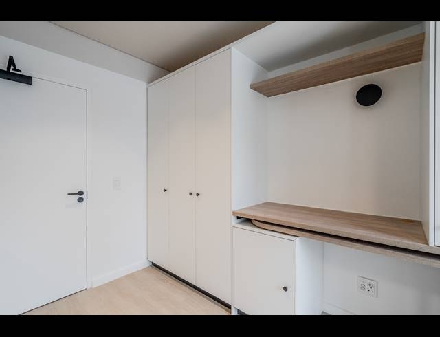 0.5 BEDROOM APARTMENT FOR SALE IN CAPE TOWN CITY CENTRE